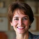Portrait de Sophie Lambert, cliente satisfaite.